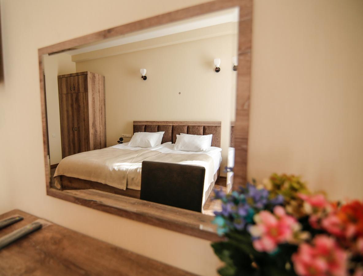 Hills Hotel Tbilisi Eksteriør billede